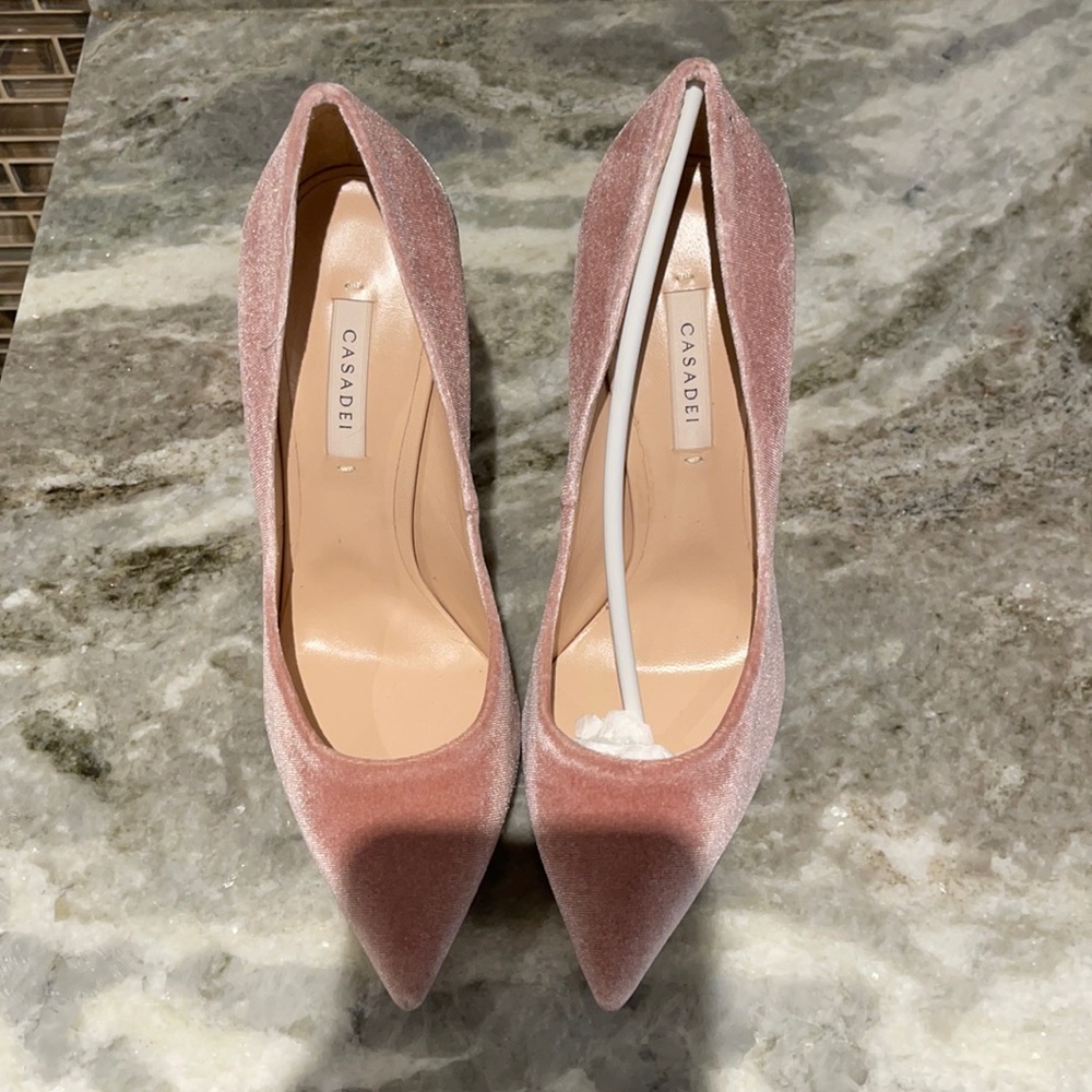 Casadei pumps